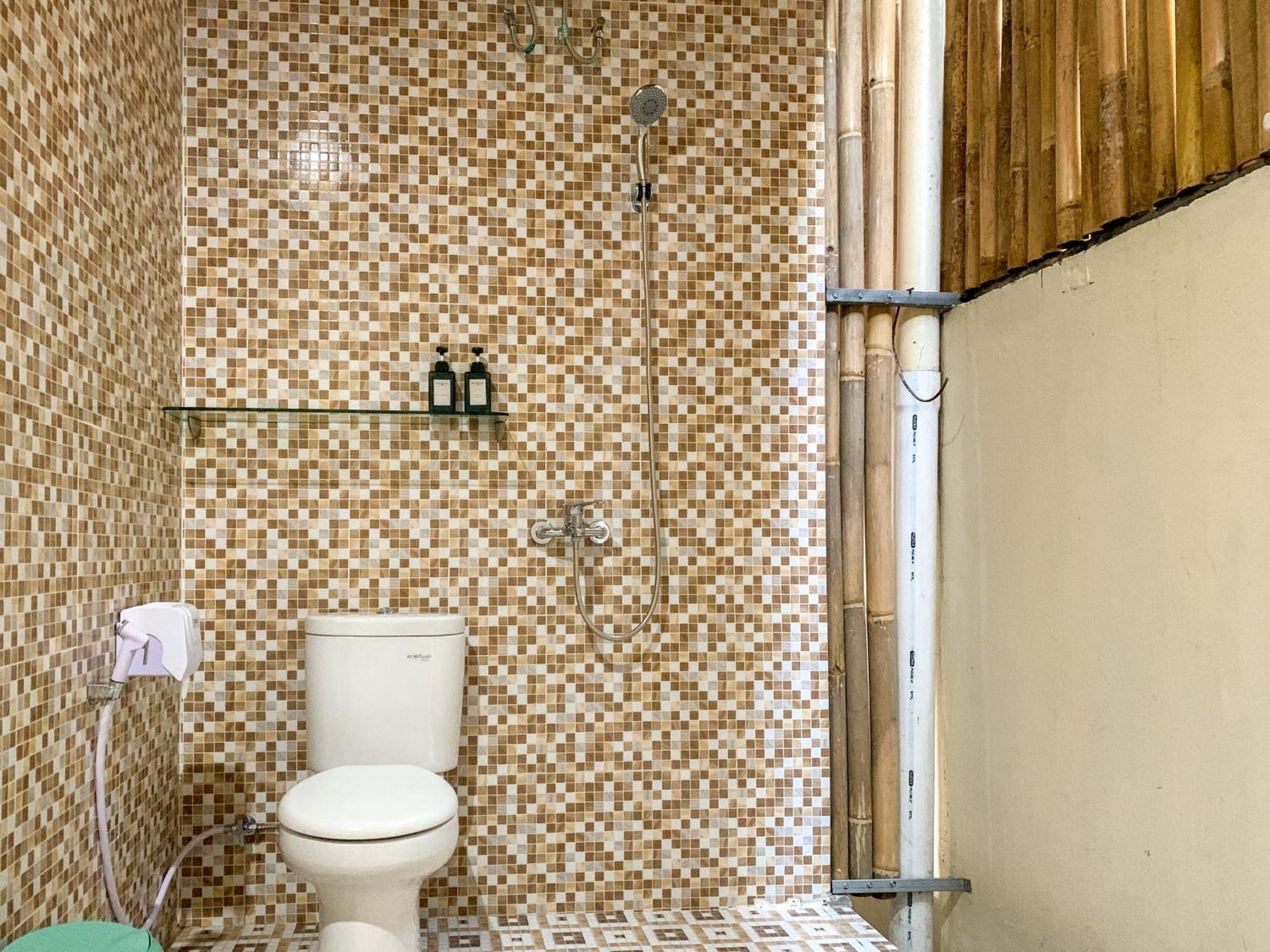 Candra Loka Studio & Apartment By The Loka 캐로보칸 외부 사진